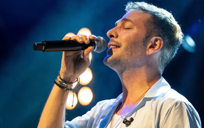 Oğuzhan Koç’tan Enerji Dolu Performans