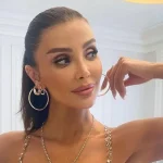 Özge Ulusoy’a Dolandırıcılık Suçlaması! Tören Sahnesinde Büyük Kriz Yaşandı