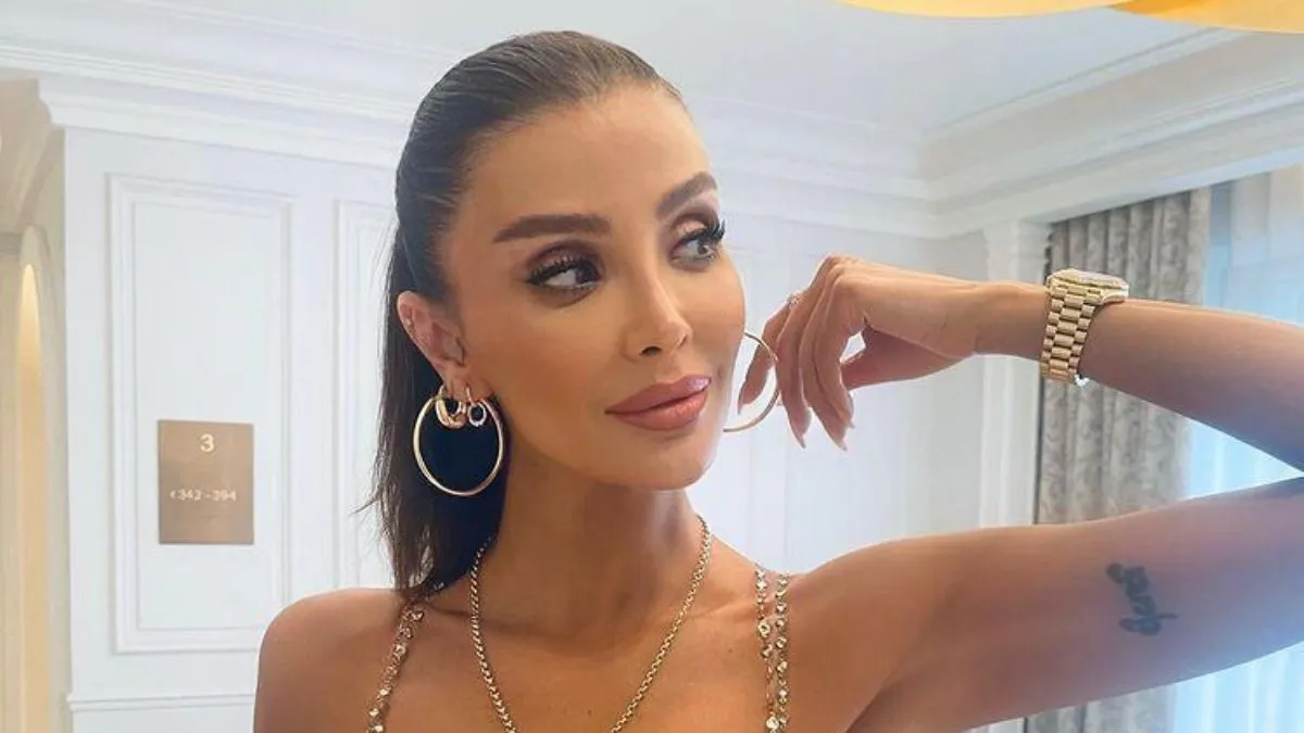 Özge Ulusoy’a Dolandırıcılık Suçlaması! Tören Sahnesinde Büyük Kriz Yaşandı