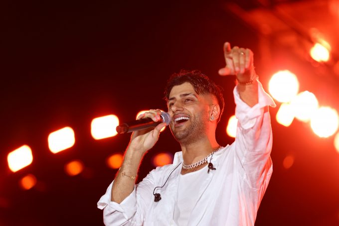 Reynmen’i Sahnede Kızdıran Olay Gündem Oldu