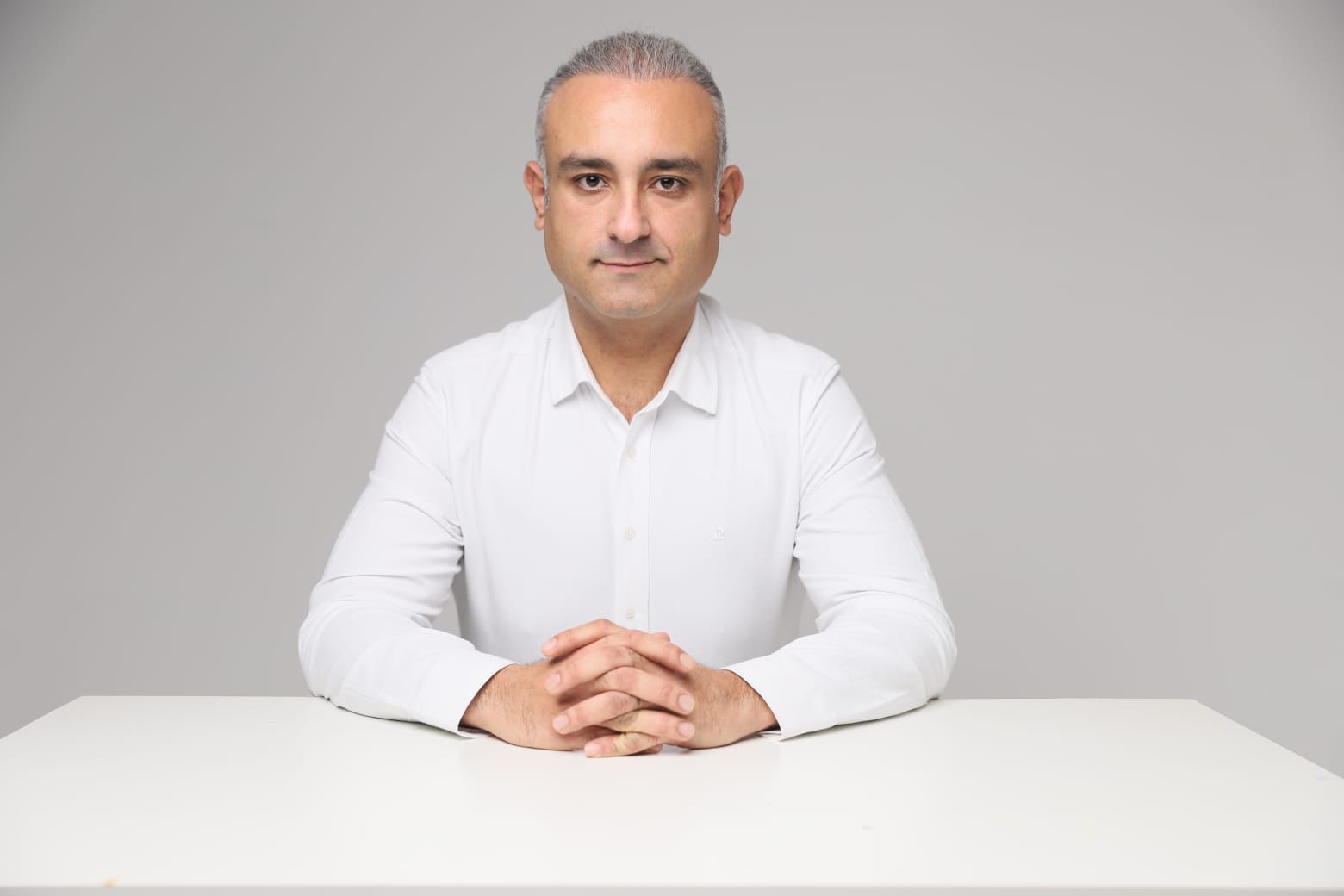 Rüştü Onur Atilla, Adnan Menderes Rolüyle 'Ayşe Tatile Çıktı' Filminde