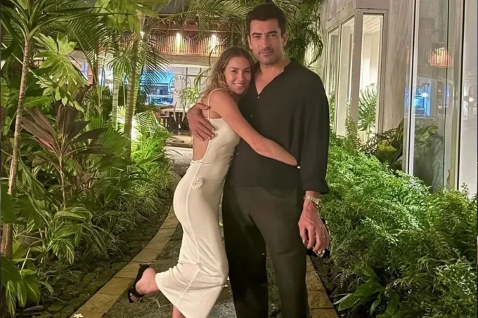 Sinem Kobal 38’inci Yaşını Kenan İmirzalıoğlu ile Kutladı: "Hem Harbi Hem Barbie"