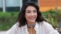 TRT’den Ayrılmıştı! Aybüke Pusat Yeni Dizisiyle Geri Dönüyor: “Halef: Köklerin Çağrısı” İlk Fragmanıyla Olay Yarattı