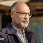 Usta Oyuncu Mahir Günşiray “Kıskanmak” Dizisinde “Selim Hoca” Rolüyle Seyirci Karşısında