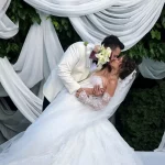 YouTube Fenomeni Alper Rende 12 Yıllık Aşkı Betül Çakmak ile Evlendi